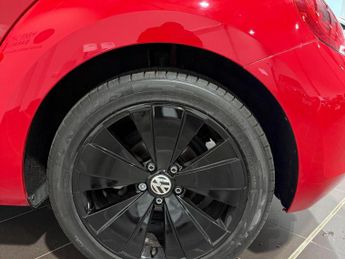 VOLKSWAGEN BEETLE 2.0 TDI Sport DSG Euro 5 3dr