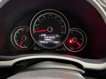 VOLKSWAGEN BEETLE 2.0 TDI Sport DSG Euro 5 3dr