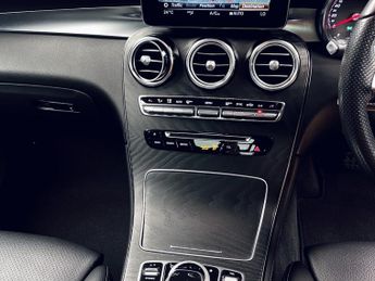 MERCEDES-BENZ GLC 3.0 GLC350d V6 AMG Line