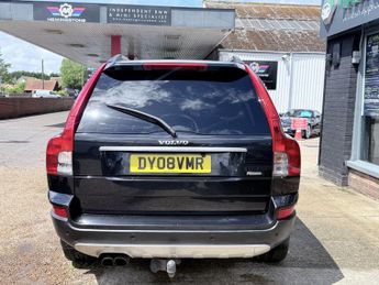 VOLVO XC90 2.4 D5 SE Sport