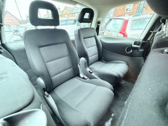 SEAT ALHAMBRA 2.0 TDI Stylance
