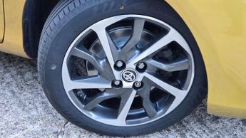 TOYOTA YARIS 1.5 VVT-h Y20 E-CVT Euro 6 (s/s) 5dr