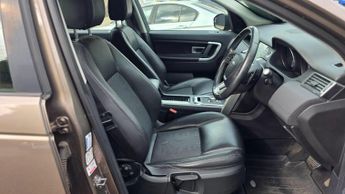 LAND ROVER DISCOVERY SPORT 2.0 TD4 SE Tech Auto 4WD Euro 6 (s/s) 5dr