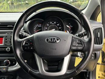 KIA RIO 1.3 SR7