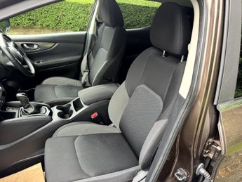 NISSAN QASHQAI 1.2 DIG-T N-Connecta