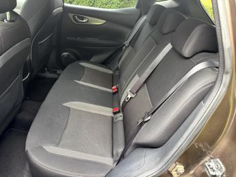 NISSAN QASHQAI 1.2 DIG-T N-Connecta