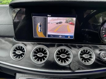 MERCEDES-BENZ E CLASS 2.0 E220d AMG Line