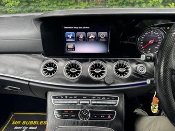 MERCEDES-BENZ E CLASS 2.0 E220d AMG Line