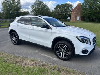 MERCEDES-BENZ GLA 1.6 GLA 180 Automatic Urban Edition