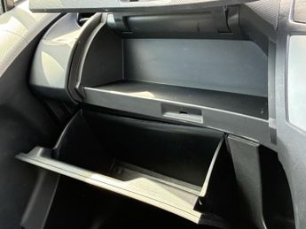 TOYOTA YARIS 1.3 VVT-i SR