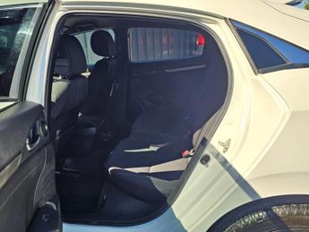 HONDA CIVIC 1.6 i-DTEC SR Auto Euro 6 (s/s) 5dr