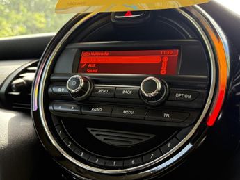MINI HATCH 1.5 5-Door Hatch Cooper D