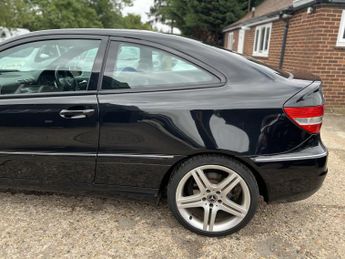 MERCEDES-BENZ CLC CLASS 1.8 CLC180K Sport