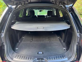 LAND ROVER DISCOVERY SPORT 2.0 D180 MHEV R-Dynamic S Auto 4WD Euro 6 (s/s) 5dr