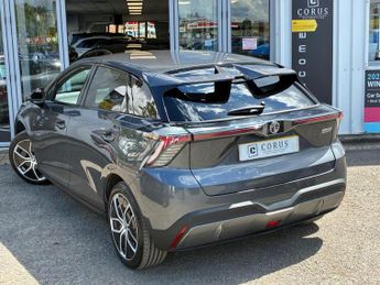 MG MG4 64kWh Trophy Long Range Auto 5dr