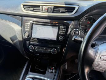 NISSAN QASHQAI 1.2 DIG-T Acenta Premium 2WD Euro 5 (s/s) 5dr