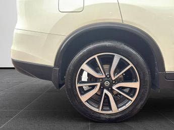 NISSAN X-TRAIL 2.0 dCi Tekna