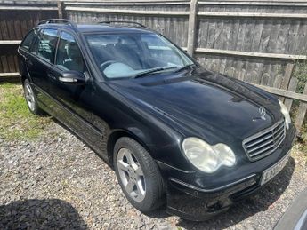 MERCEDES-BENZ C CLASS 2.1 C220 CDI Avantgarde SE