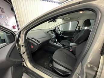 FORD FOCUS 1.6 Zetec Powershift Euro 6 5dr