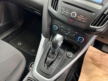 FORD FOCUS 1.6 Zetec Powershift Euro 6 5dr