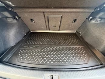 VOLKSWAGEN GOLF 2.0 TDI BlueMotion Tech GT