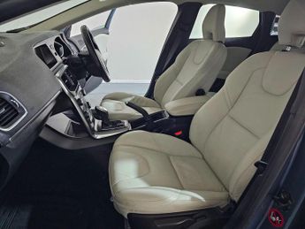 VOLVO V40 2.0 D3 SE Lux Nav Geartronic Euro 5 (s/s) 5dr