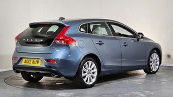 VOLVO V40 2.0 D3 SE Lux Nav Geartronic Euro 5 (s/s) 5dr