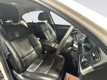 BMW 5 SERIES 2.0 520d SE Saloon