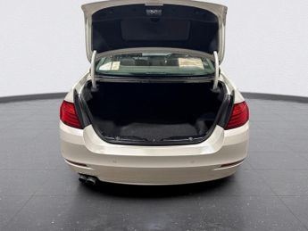 BMW 5 SERIES 2.0 520d SE Saloon