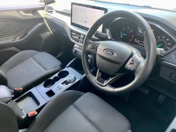 FORD FOCUS 1.5 Focus Titanium 5 door 1.5L EcoBlue 115PS FWD 8 Speed Automat