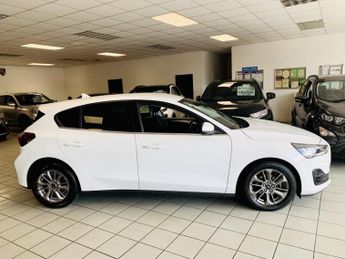 FORD FOCUS 1.5 Focus Titanium 5 door 1.5L EcoBlue 115PS FWD 8 Speed Automat