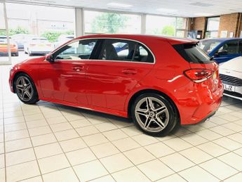 MERCEDES-BENZ A CLASS 1.3 A200 AMG Line