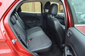 FORD ECOSPORT 1.0 T EcoBoost Titanium