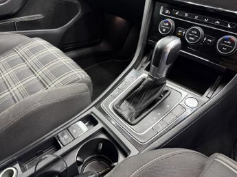 VOLKSWAGEN GOLF 2.0 TDI GTD