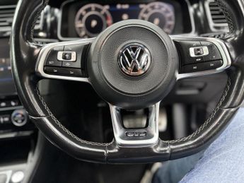 VOLKSWAGEN GOLF 2.0 TDI GTD