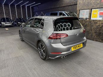 VOLKSWAGEN GOLF 2.0 TDI GTD