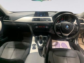 BMW 3 SERIES 3.0 330d SE Saloon