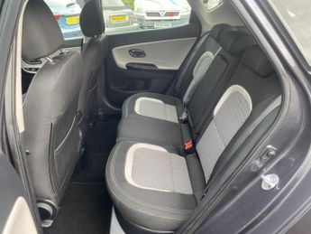 KIA CEED 1.6 GDi 3