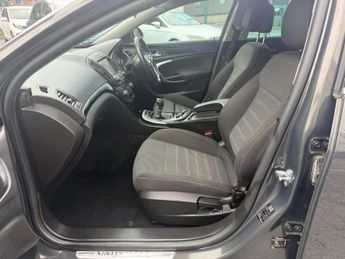 VAUXHALL INSIGNIA 2.0 CDTi ecoFLEX SRi Nav Euro 5 (s/s) 5dr