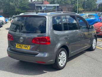 VOLKSWAGEN TOURAN 1.6 TDI SE Euro 5 5dr