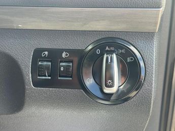 VOLKSWAGEN TOURAN 1.6 TDI SE Euro 5 5dr