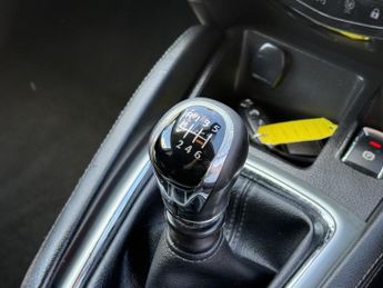 NISSAN QASHQAI 1.2 DIG-T N-Connecta