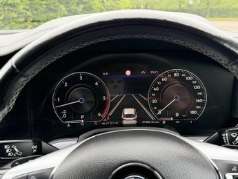 VOLKSWAGEN TOUAREG 3.0 TDI V6 R-Line Tech