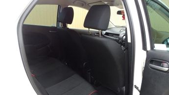 MAZDA MAZDA2 1.3 White Edition