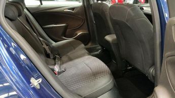 VAUXHALL ASTRA 1.5 Turbo D Business Edition Nav Sports Tourer Euro 6 (s/s) 5dr