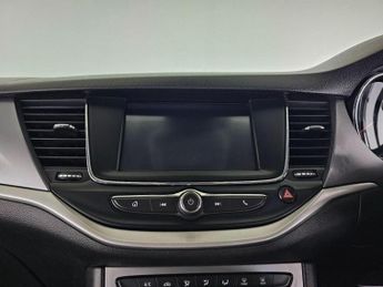 VAUXHALL ASTRA 1.5 Turbo D Business Edition Nav Sports Tourer Euro 6 (s/s) 5dr