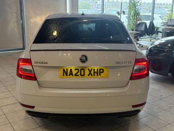 SKODA OCTAVIA 1.5 TSI ACT SE Drive