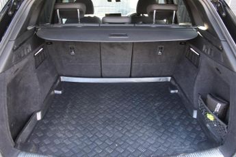 AUDI Q5 2.0 TDI 40 S line