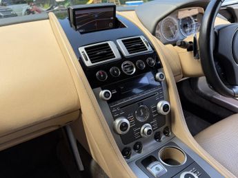 ASTON MARTIN RAPIDE 6.0 V12