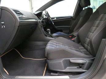 VOLKSWAGEN GOLF 2.0 TDI BlueMotion Tech GTD DSG Euro 6 (s/s) 5dr